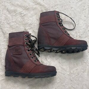 Sorel Women’s Evie Wedge Booties